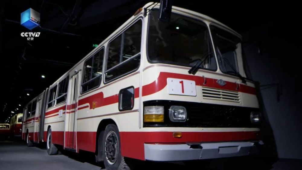 北京1路公交车的时空旅行……_腾讯新闻