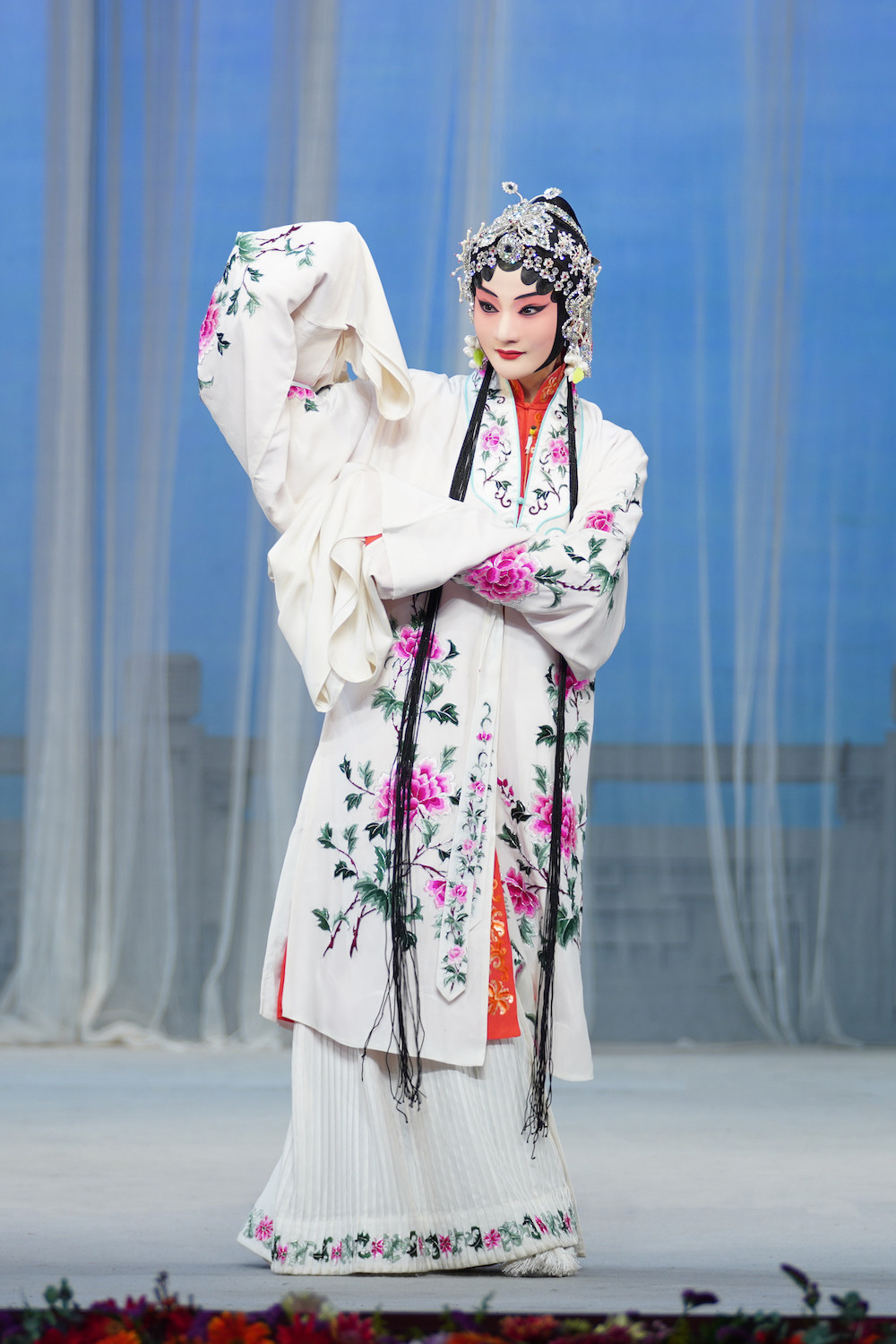 李林晓《锁麟囊》首次亮相长安赢得满堂彩,恩师张火丁赞其十年学艺终