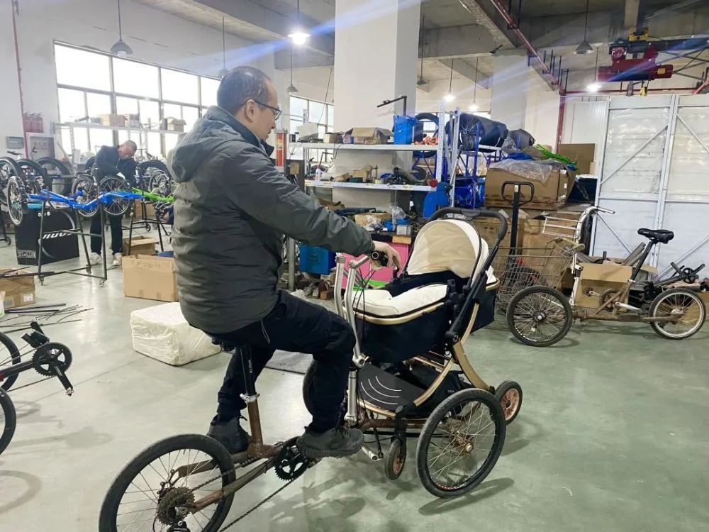 松江这家国内最大躺车厂家逆势突围不断推出个性化自行车