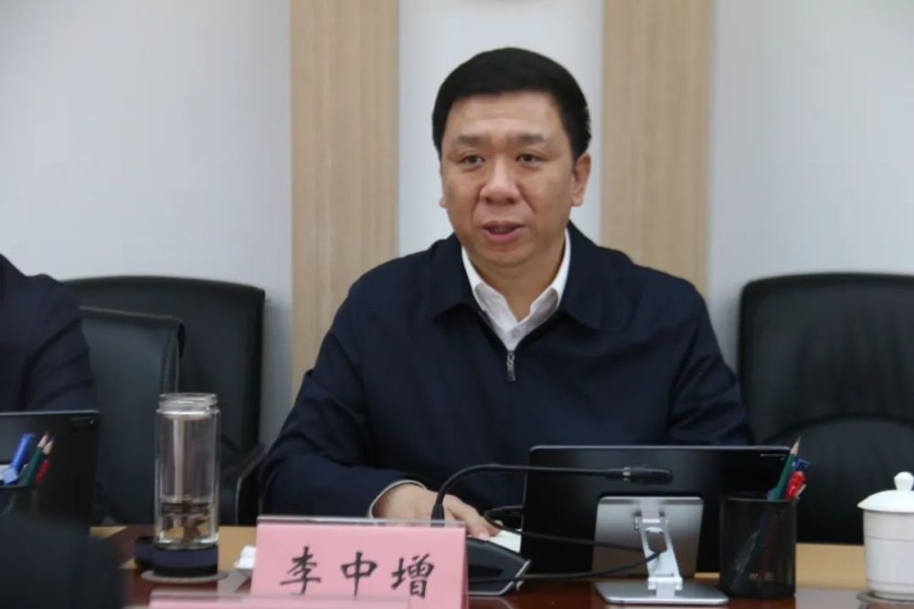 李中增与阿拉善see生态协会会长座谈_腾讯新闻