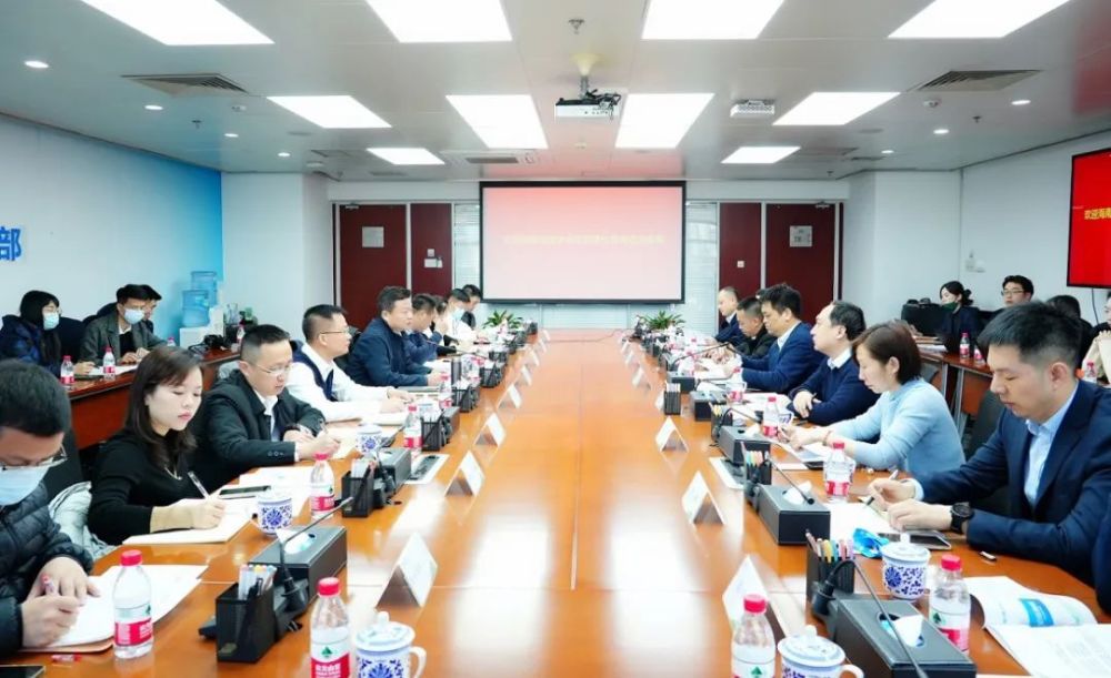 考察期间,吴海峰一行先后到中国移动通信集团有限公司,中国电信集团