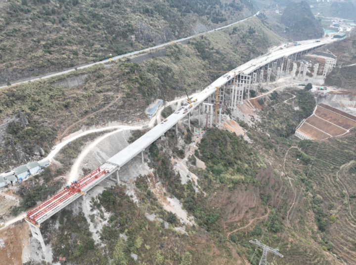 纳晴高速猴场互通项目建设完成进度超7成_腾讯新闻