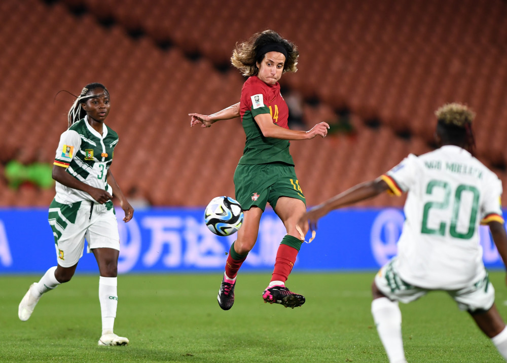 (体育)足球——葡萄牙获女足世界杯决赛圈入场券