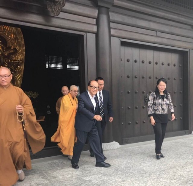 这座寺庙李嘉诚投资15亿，不供香火，需预约限流参观3
