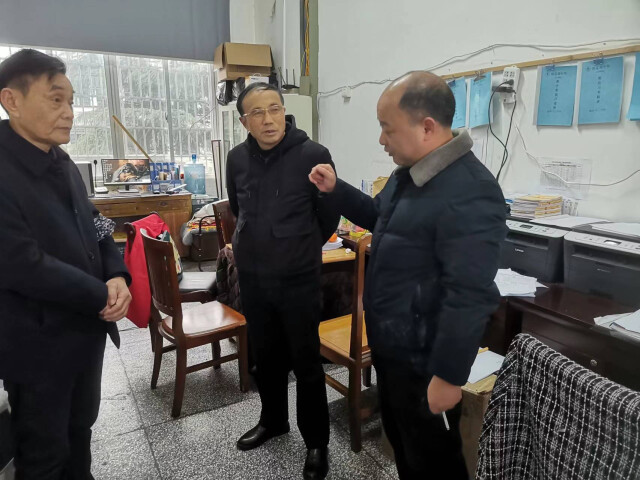 汉寿县帅孟奇中学家校共育助成长