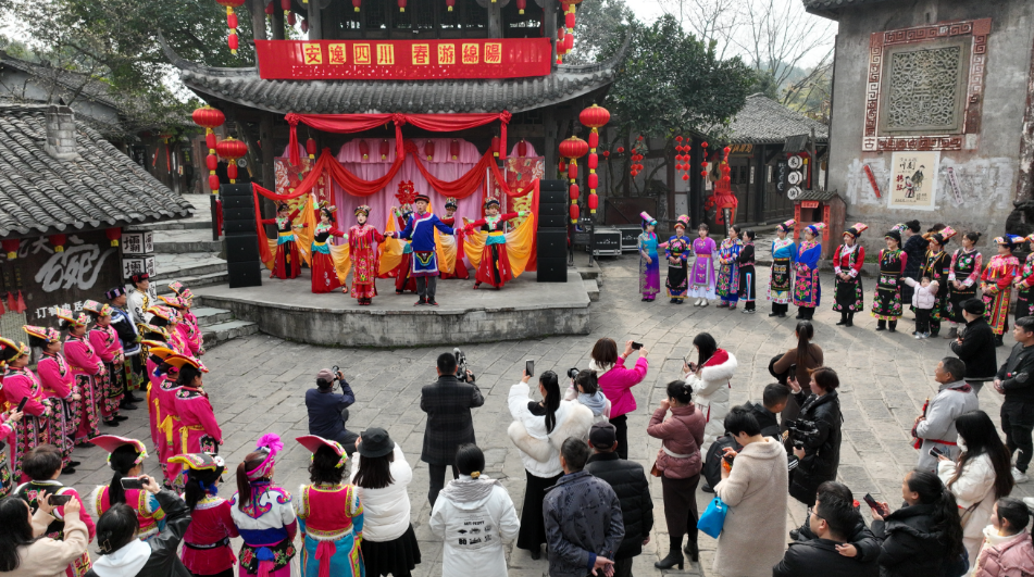 “安逸四川·春游绵阳”2023年市（州）文旅主题宣传月（绵阳）活动在北川石椅羌寨启动