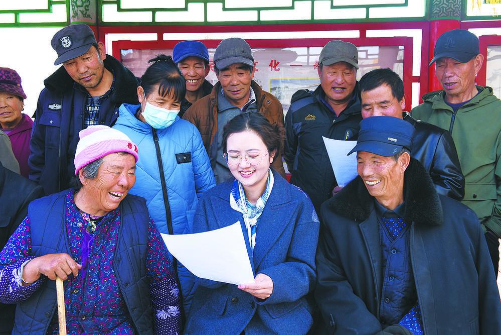 干部下乡传递党的好声音