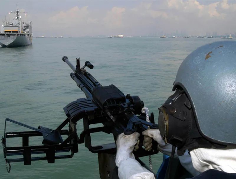 新加坡stk 50mg重机枪,成功替代了m2"老干妈"_腾讯新闻