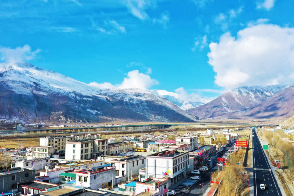 古荣镇(旦旺)东嘎街道(强珍)德庆镇(阿旺)德庆镇(阿旺)措麦村(索朗