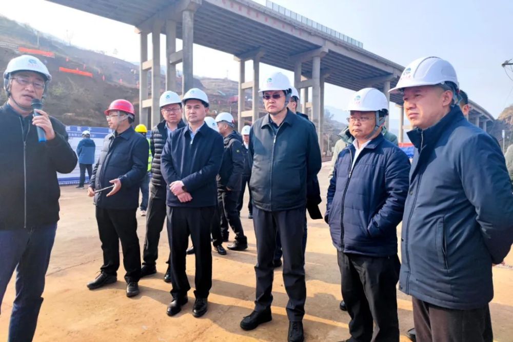 夏俊松到鲁甸开展综合交通建设项目调研