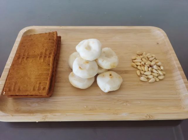 马兰头除了拌香干，还可以这么吃丨点“食”成“精”_腾讯新闻