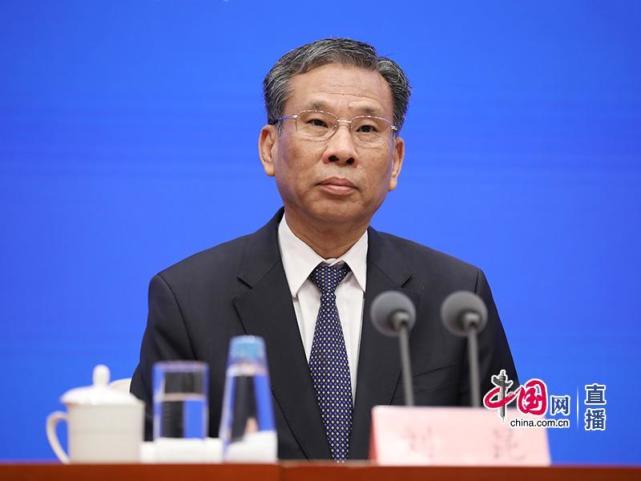今年财政加力点在哪里？财长刘昆回应_腾讯新闻