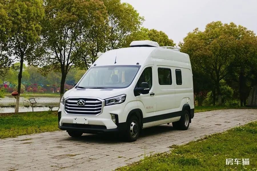 宏运旅途大通v90房车售价仅2298万3月10日亮相成都房车展