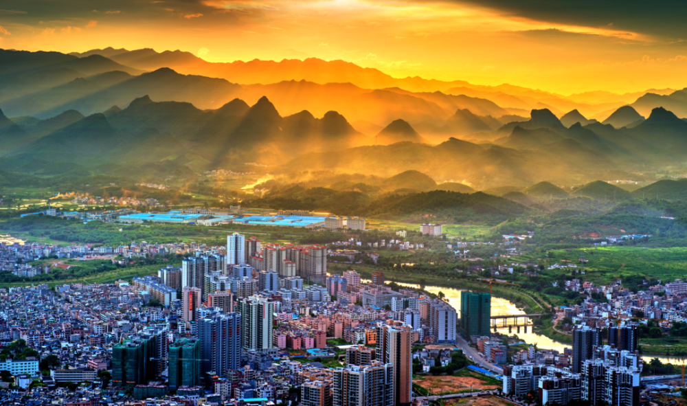 政府工作报告解读 丨过去一年 连州统筹发展和安全 经济运行在合理