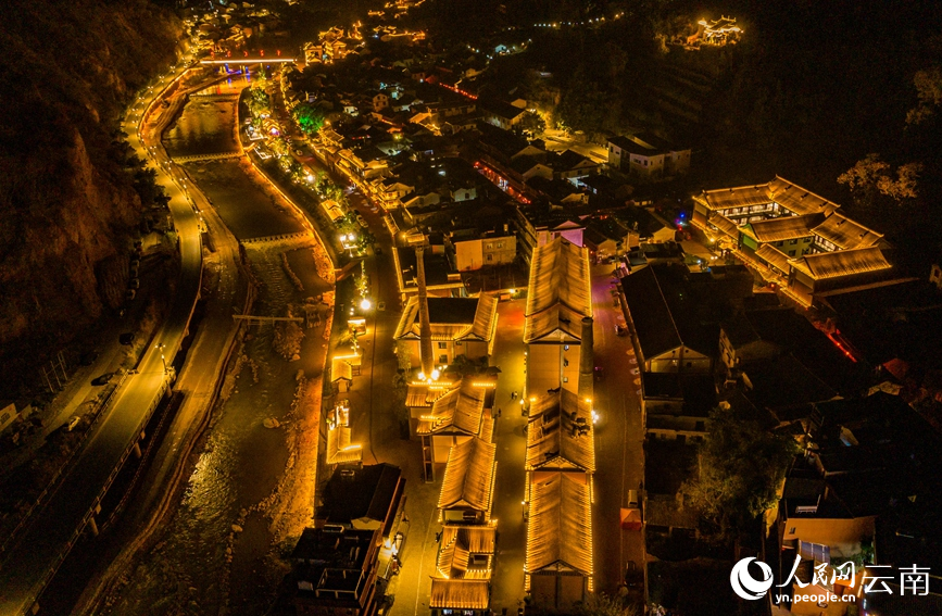 遇见楚雄千年盐都焕发新活力夜景美如画