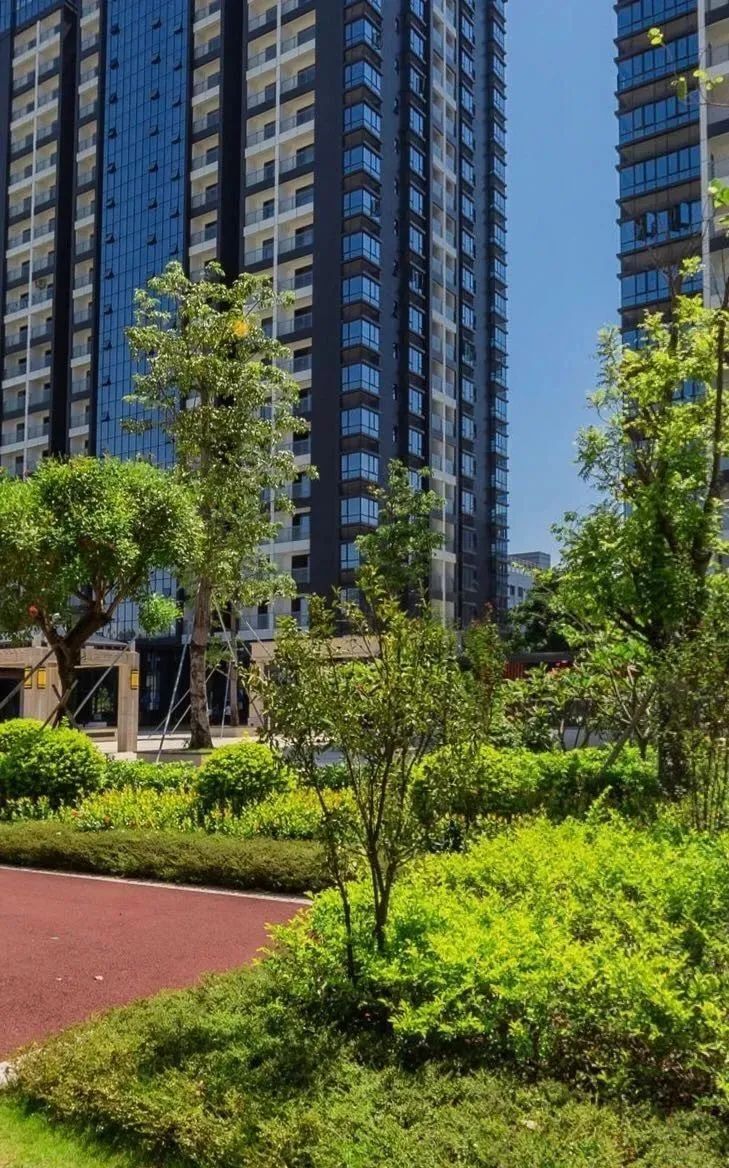 可落户石岩塘头【悦城国际】首付30万起通燃气,分期6年 两层地下停车