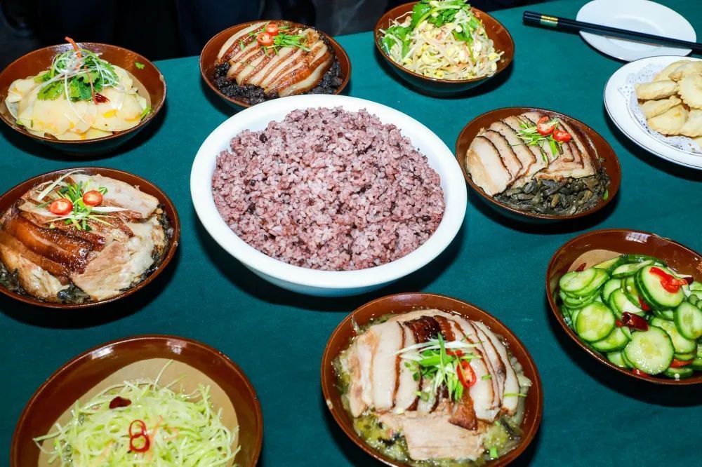 秦岭旅游频道美食(秦岭吃喝玩乐的地方)