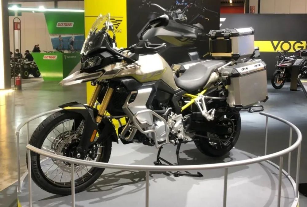 600km-adv-ds900x