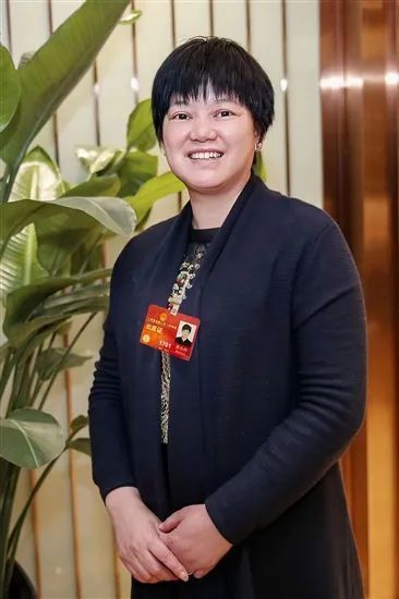 全国人大代表黄小玲:法治是最好的营商环境_腾讯新闻