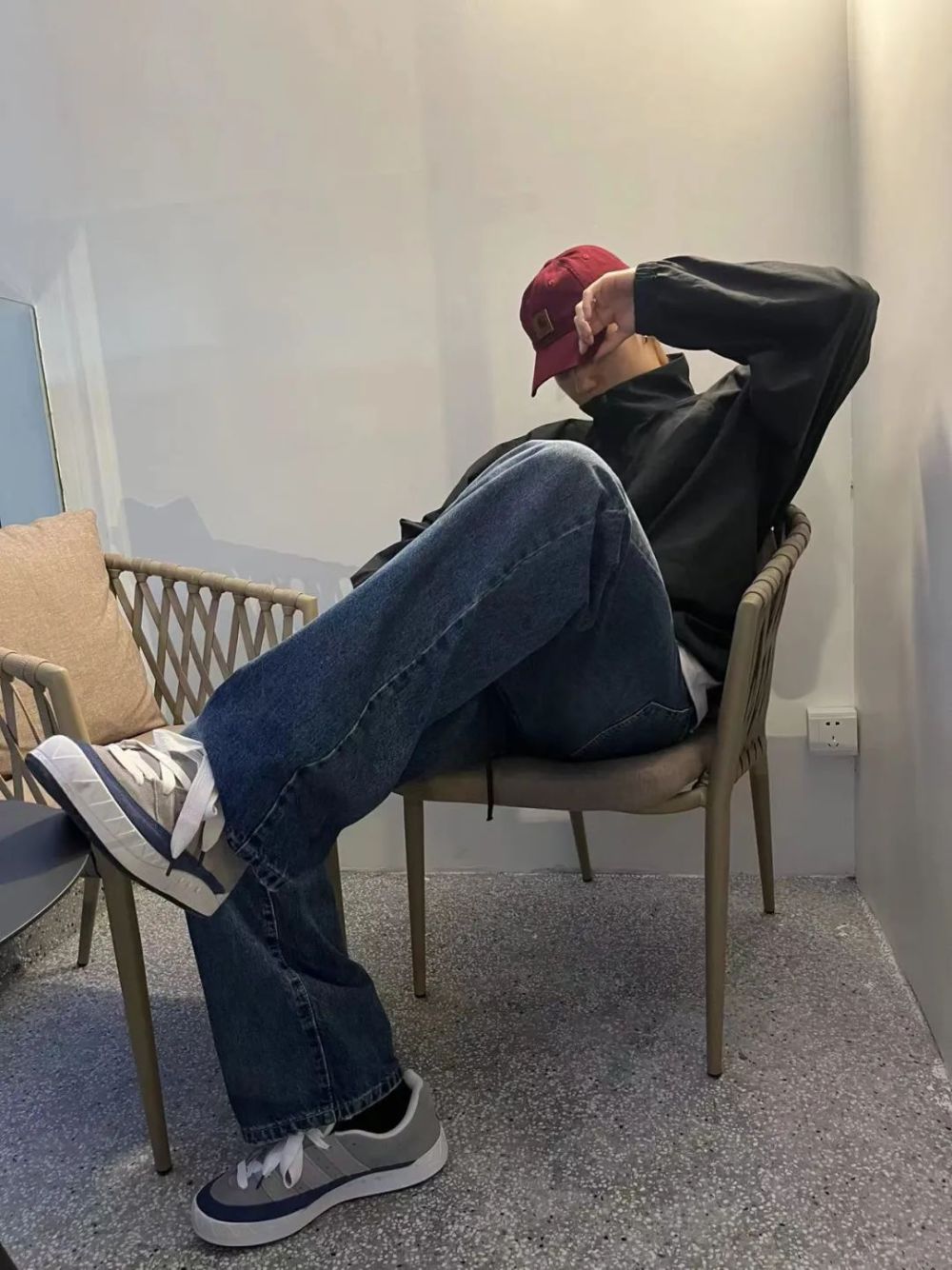 首发｜面孔是一面镜子，大家会在他的脸上看到属于自己的人生