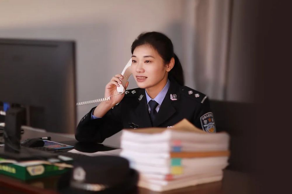 【警察故事67】三八节特辑丨邱燕:奋斗的青春是幸福_腾讯新闻