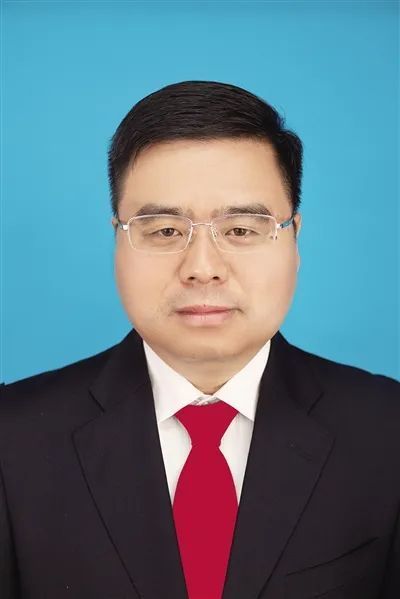 张文伟同志简历来源:大同日报大同市第十六届人民代表大会常务委员会