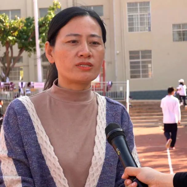 健康宾川青春飞扬宾川四中的体育艺术节够燃