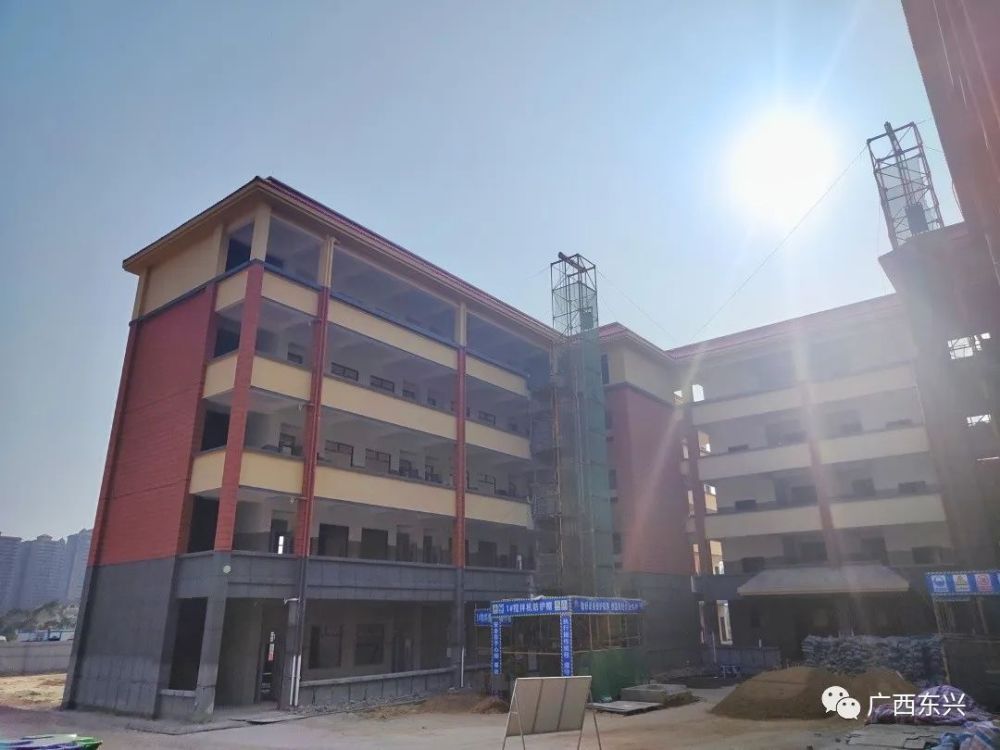 广西路建工程集团有限公司东兴市中学及周边配套基础设施ppp项目经理