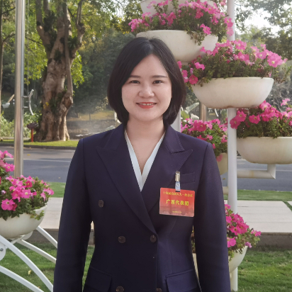 全国人大代表 李春燕今年的最高人民法院工作报告数据翔实,内容丰富.