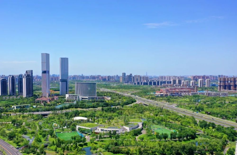 济南新旧动能转换起步区一行考察四川天府新区