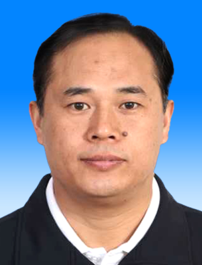 吴红展任阿克苏地委书记