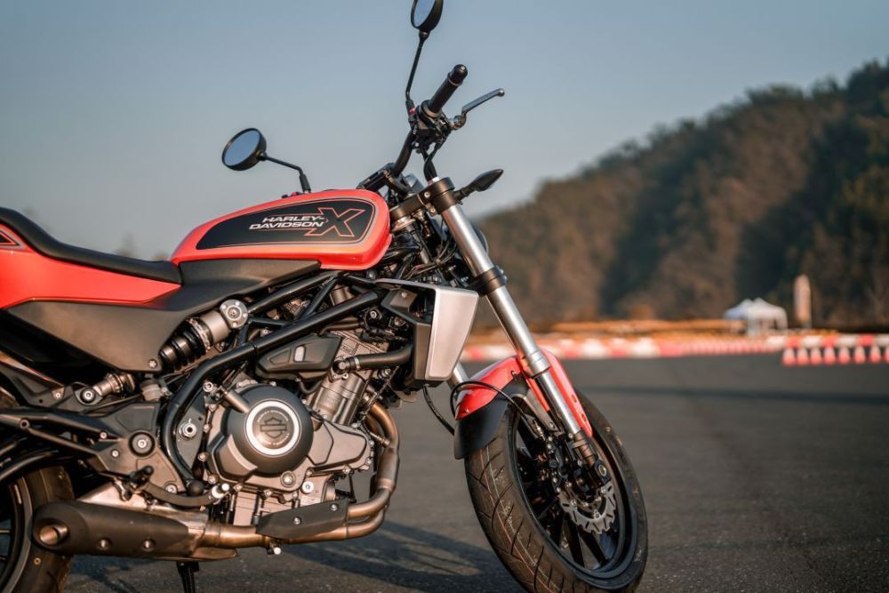 "年轻人的第一辆哈雷"——harley-davidson x 350_腾讯新闻