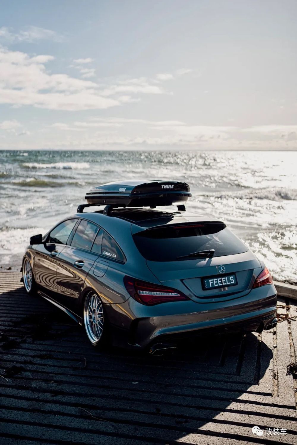 优雅的姿态风奔驰cla 250猎装版,变美不需要过多的修饰_腾讯新闻