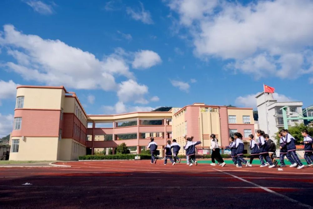 柳市镇第七小学柳市镇第十二小学翁垟第三小学石帆第一小学荆山公学