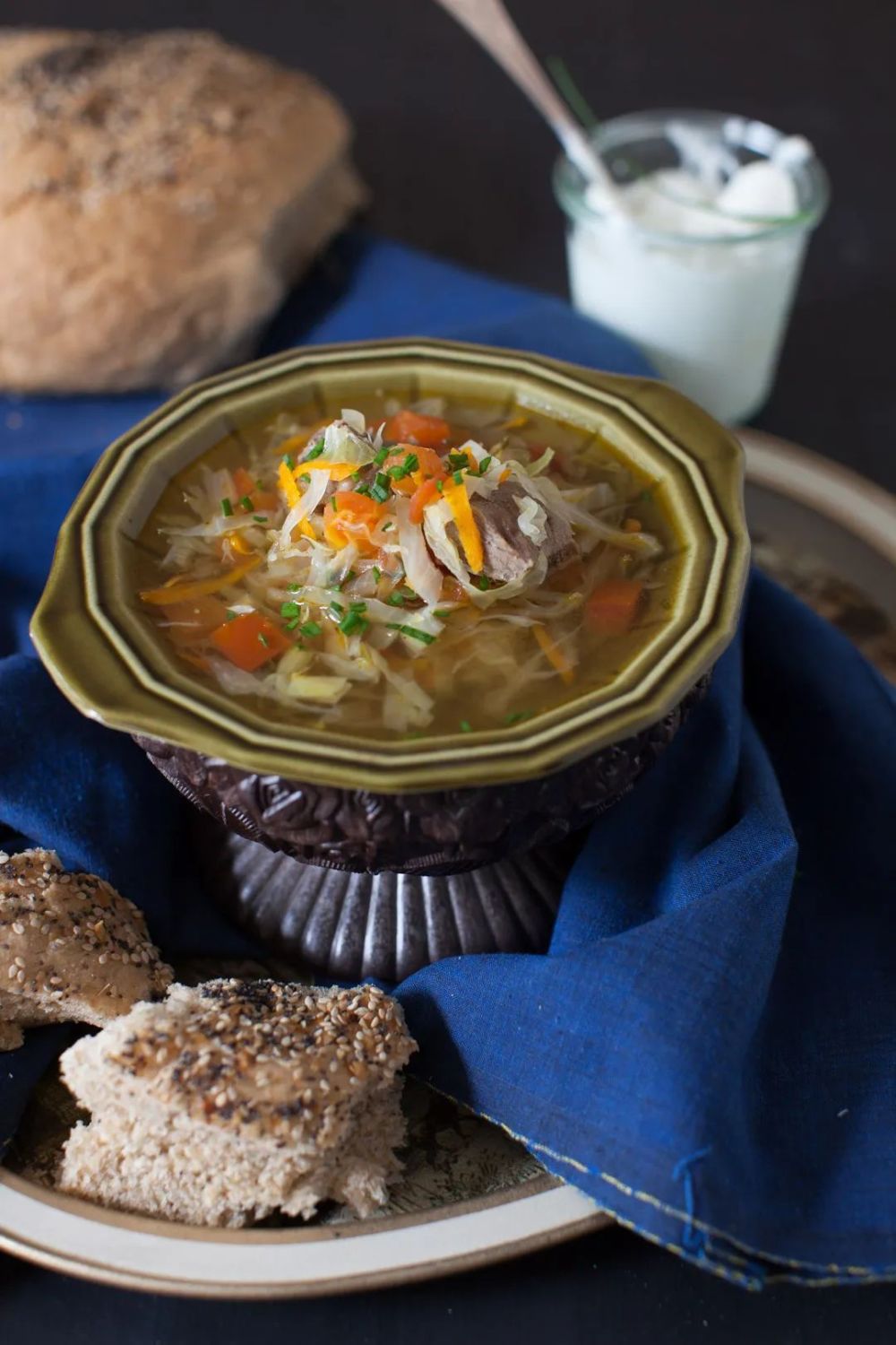 这场俄乌大战竟然打到了罗宋汤的国籍上