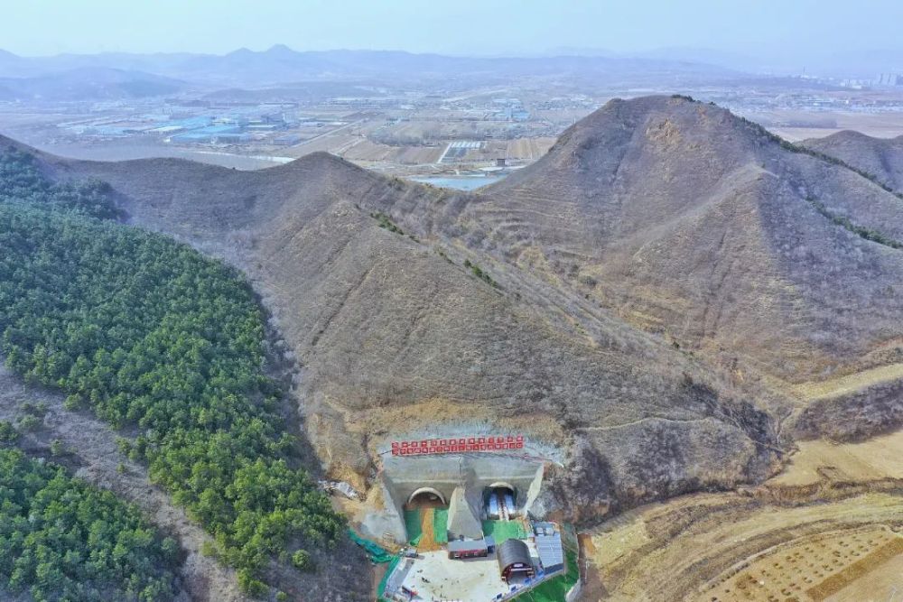 赤峰至绥中国家高速公路凌源(蒙辽界)至绥中段项目(简称:凌绥高速公路