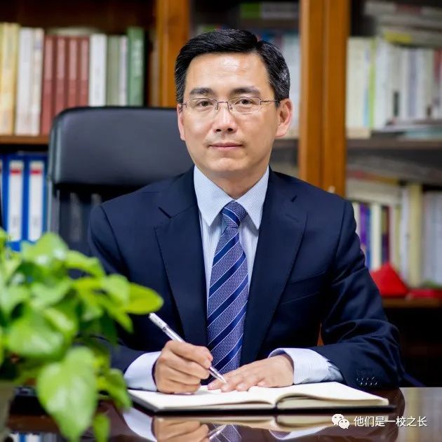 颛桥中学校长李卫军:用"情"书写教育人生