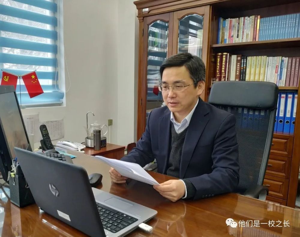 颛桥中学校长李卫军:用"情"书写教育人生_腾讯新闻