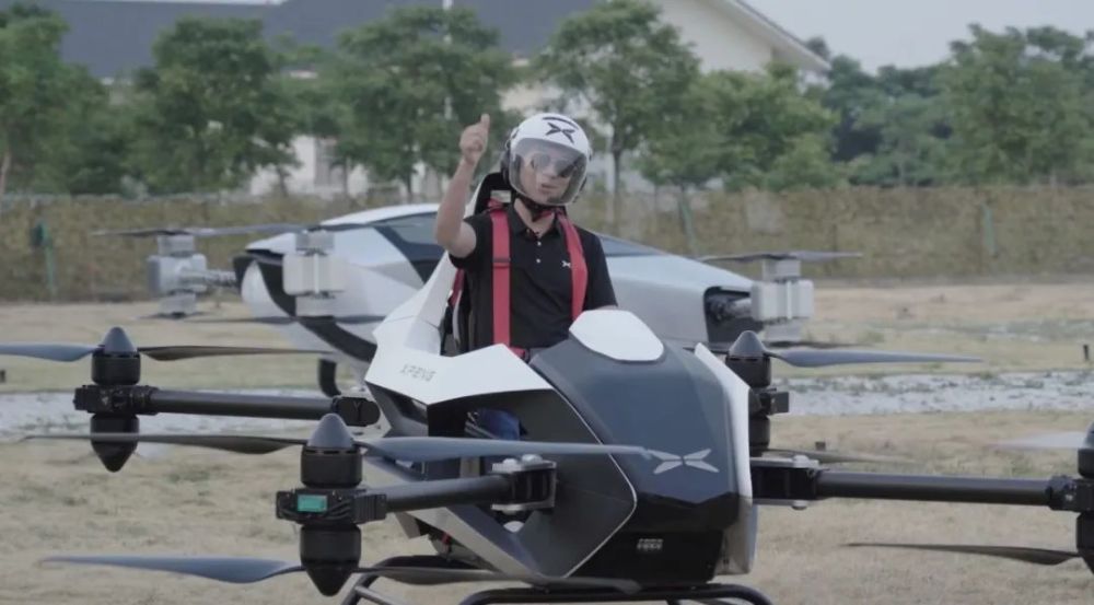 小鹏汇天赵德力:梦想不歇,飞行不止_腾讯新闻