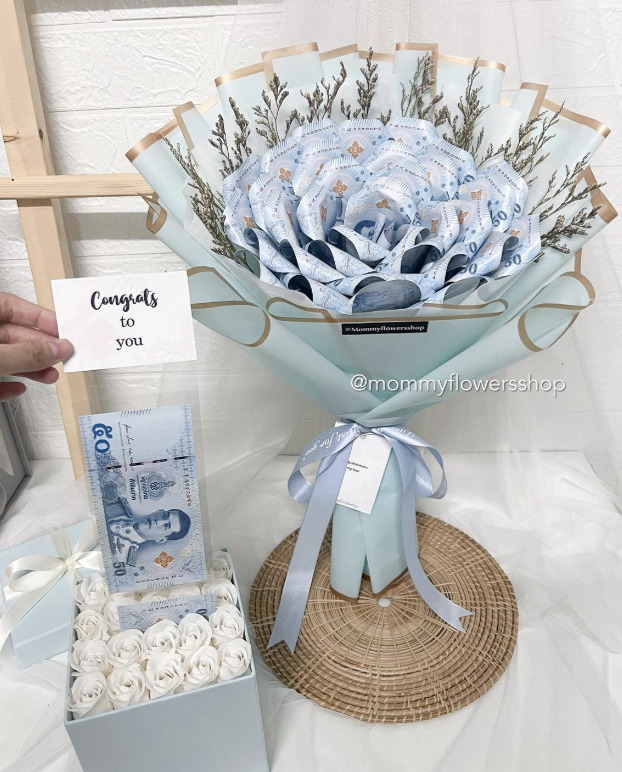 看了泰国富婆的"钱花应援",我羡慕到双目失明