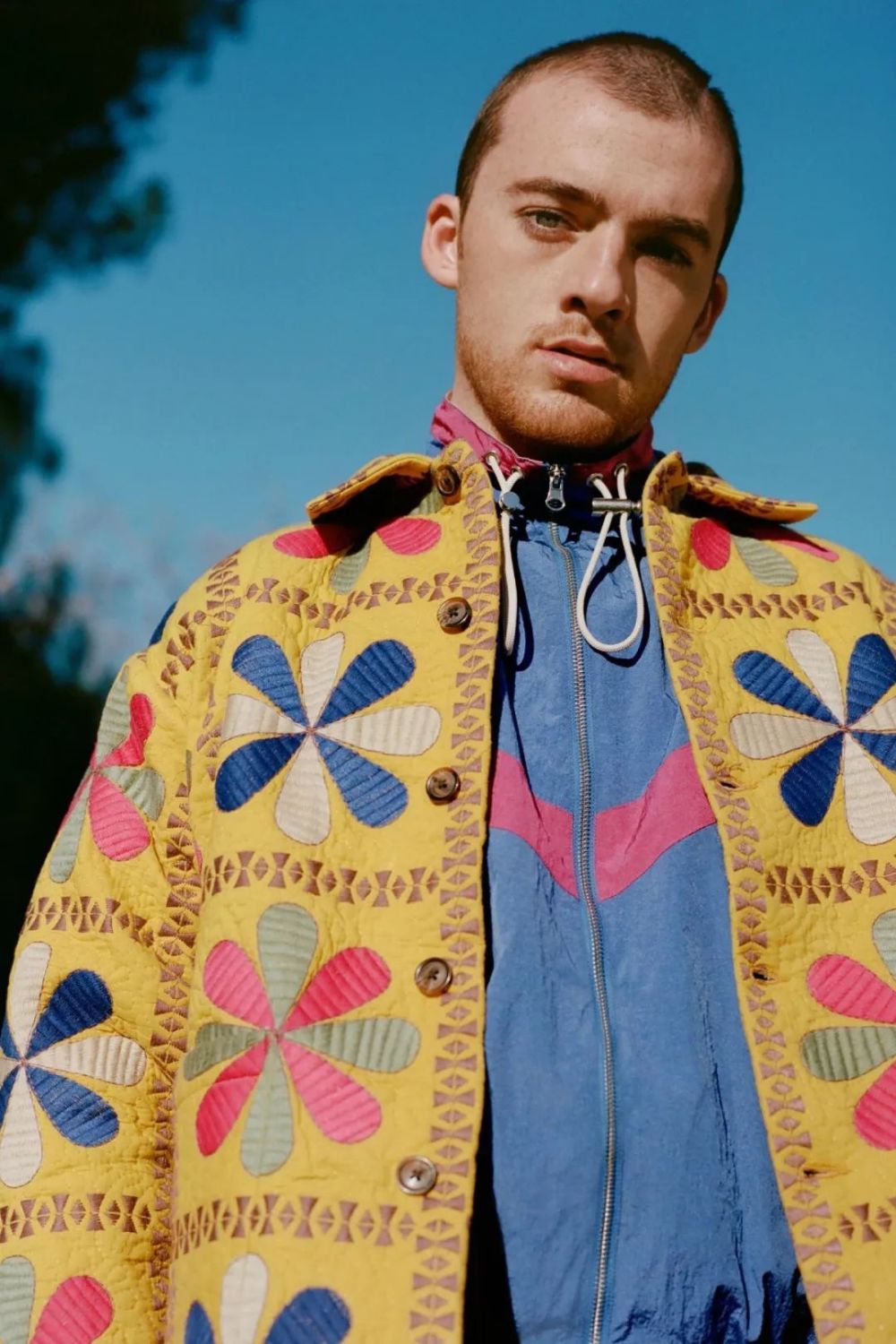 angus cloud:从社会底层逆袭为时尚界新宠_腾讯新闻