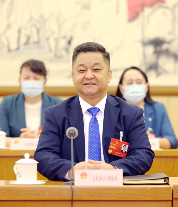 市长之声全国人大代表哈密市市长吾拉木江热依木营造优质营商环境为