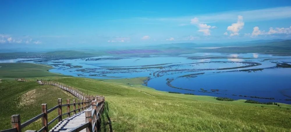 攻略|不虚此行,这辈子总要来一趟乌兰山吧!_腾讯新闻