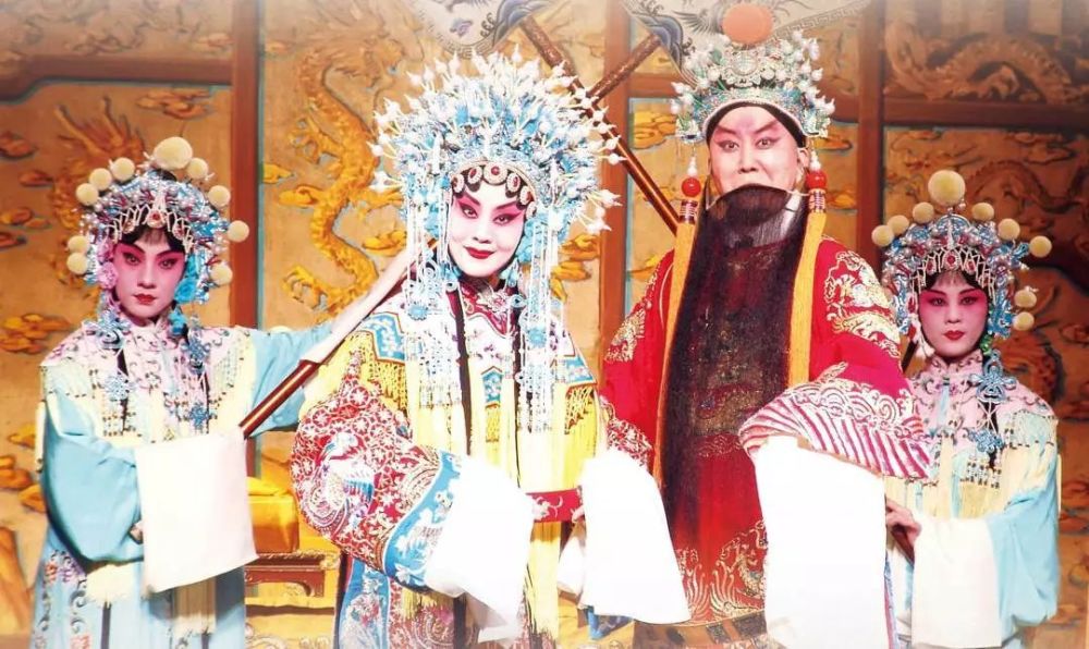 圖 | 北京市河北梆子劇團《王寶釧》往期演出劇照劇情簡介王丞相之女