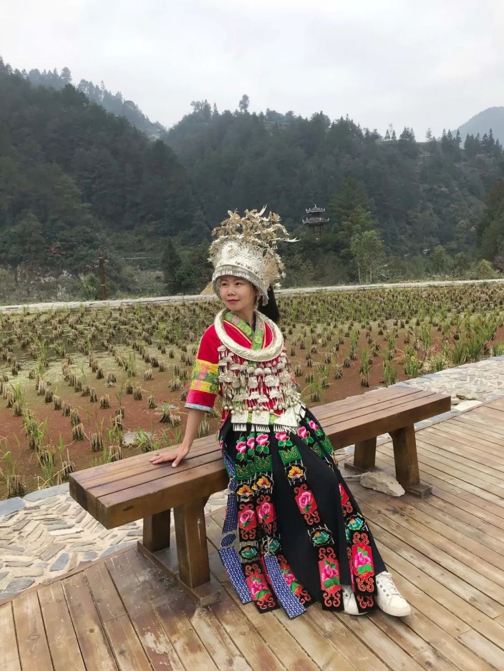 贵州旅行,遇到云南美女,硕士毕业嫁到贵州农村,过着平淡的生活_腾讯