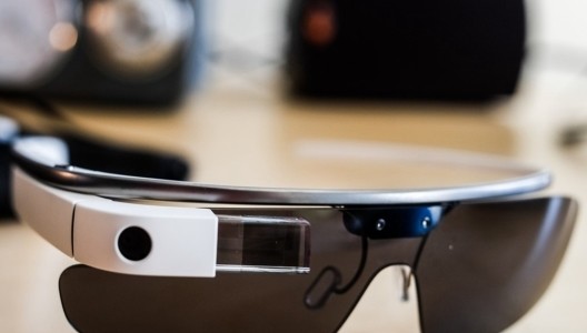 谷歌停售智能眼镜!9月终止软件支持,为ar眼镜铺路?