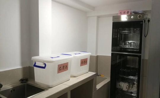 永善县环城路艺朗智慧酒店综合管理规范,消毒间和布草间分区规范,物品