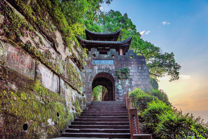 钓鱼城首次发现这座弹丸之城为什么被称为世界历史的拐点