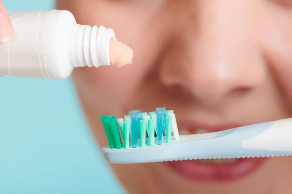 用力就能刷干净？你真的会刷牙吗？这5个刷牙细节，请一定记牢！