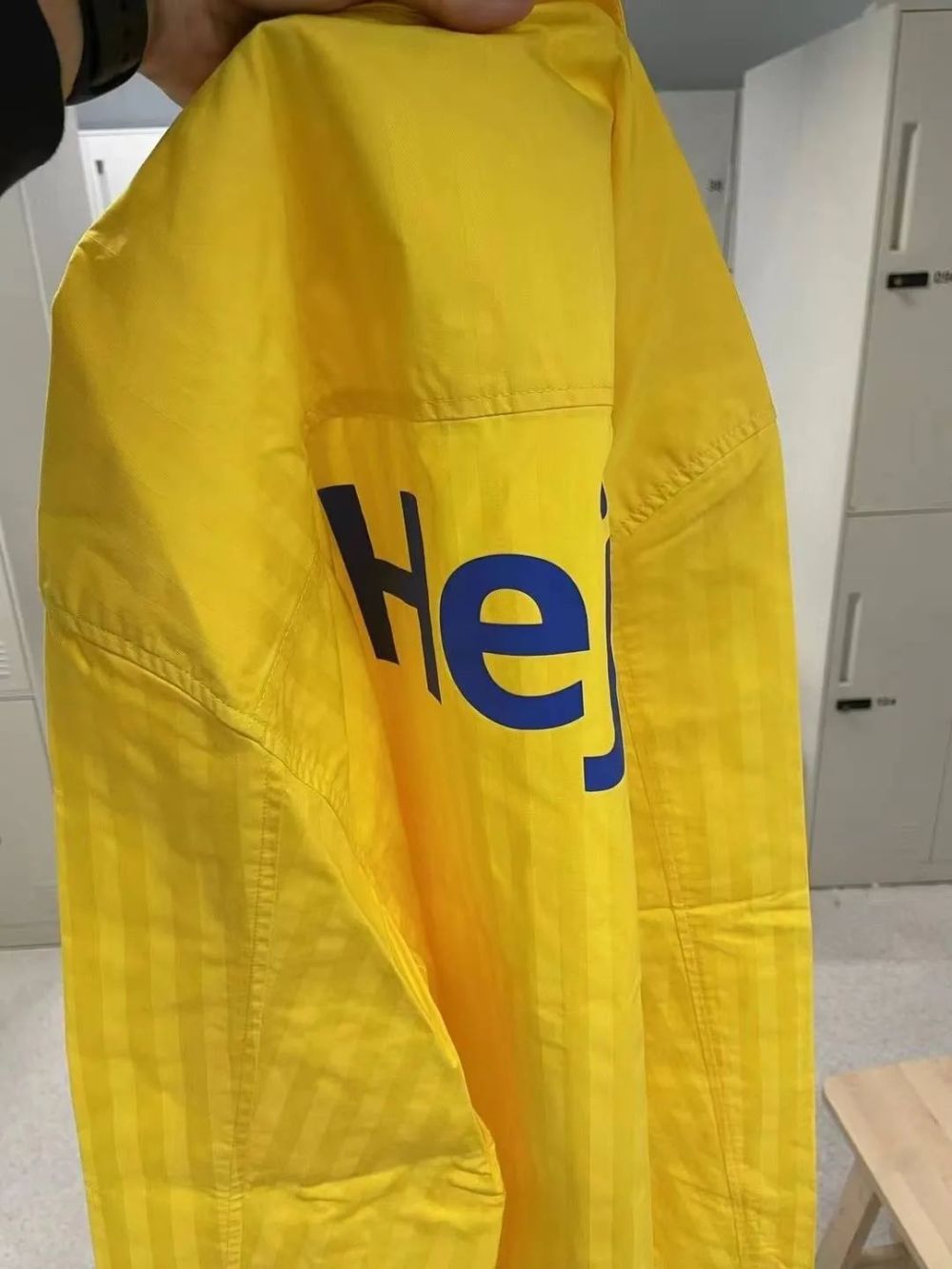 39岁放弃百万年薪去宜家卖窗帘